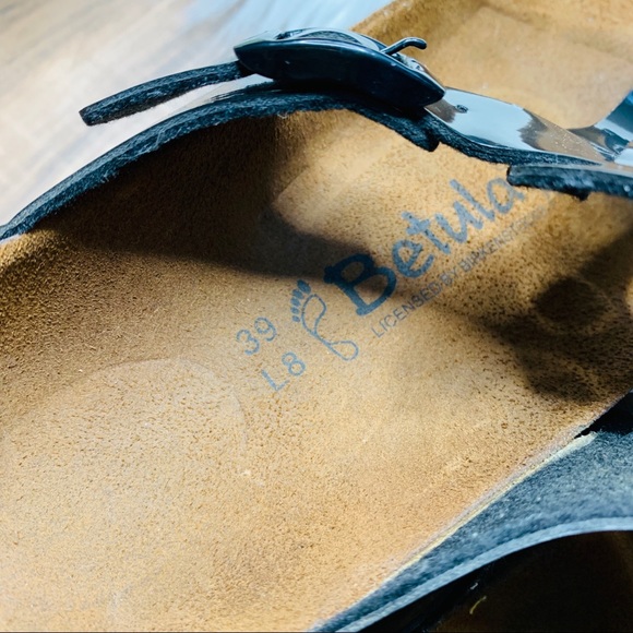 ❌SOLD❌Birkenstock Betula Black Leather Gizeh - Picture 5 of 6